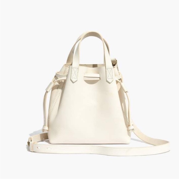 Madewell Handbags - Madewell Elegant Cream leather Shoulder Bag NWT